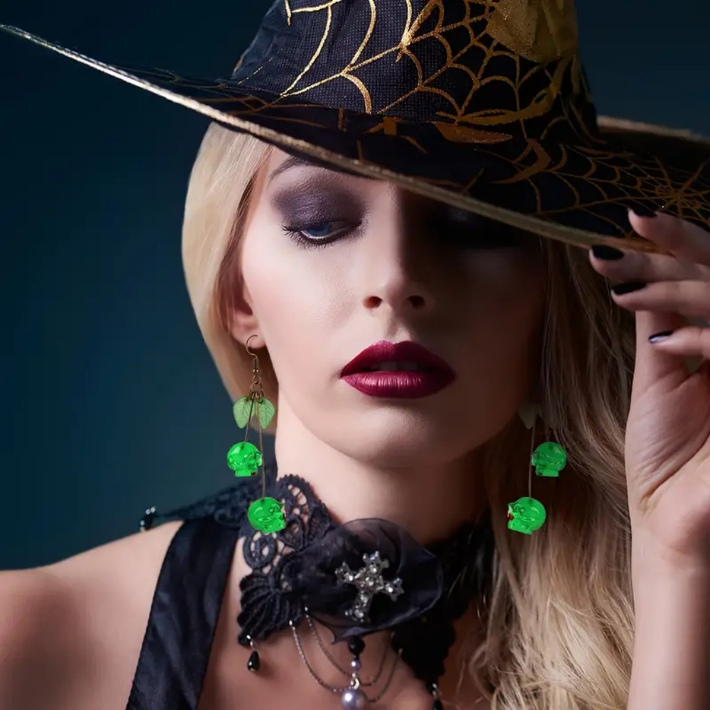 Skull Earrings (New)
